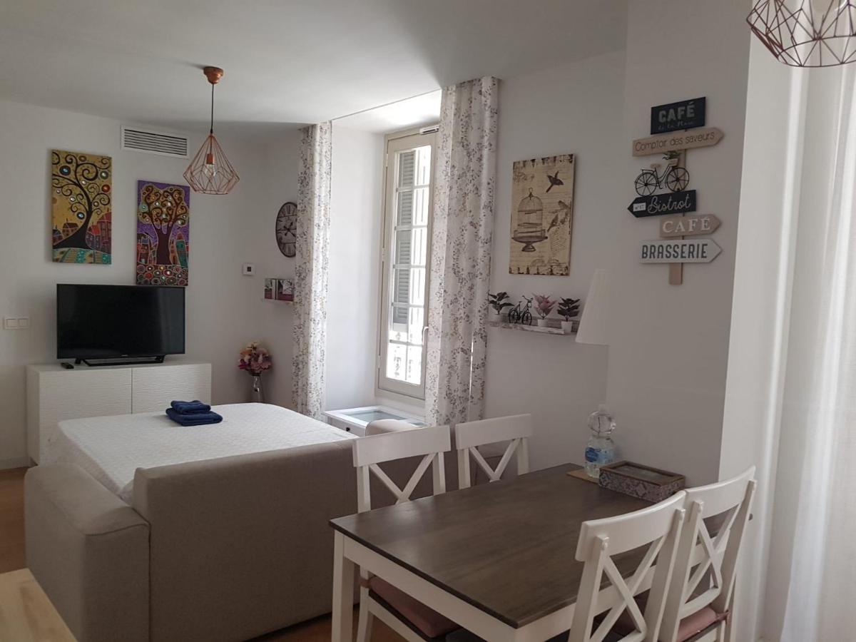 Apartment Plaza Del Teatro Parking Free Malaga