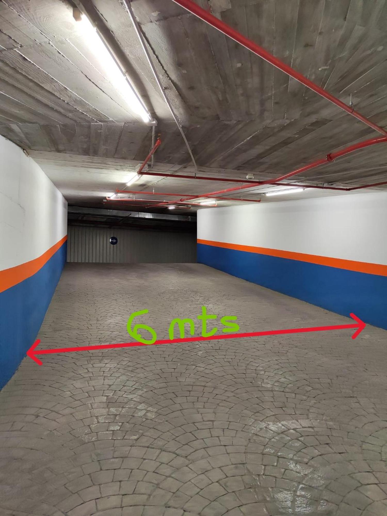 Plaza Del Teatro Parking Free * Malaga